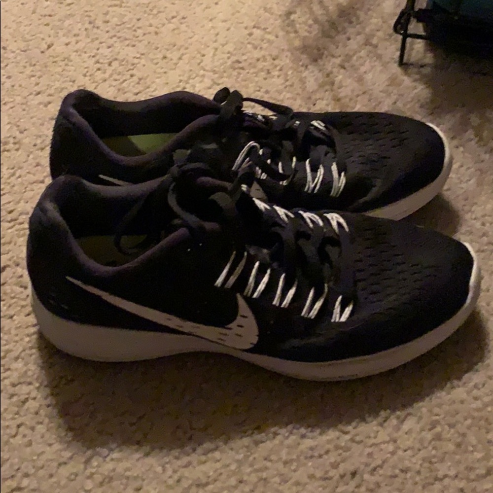 Black and white nike